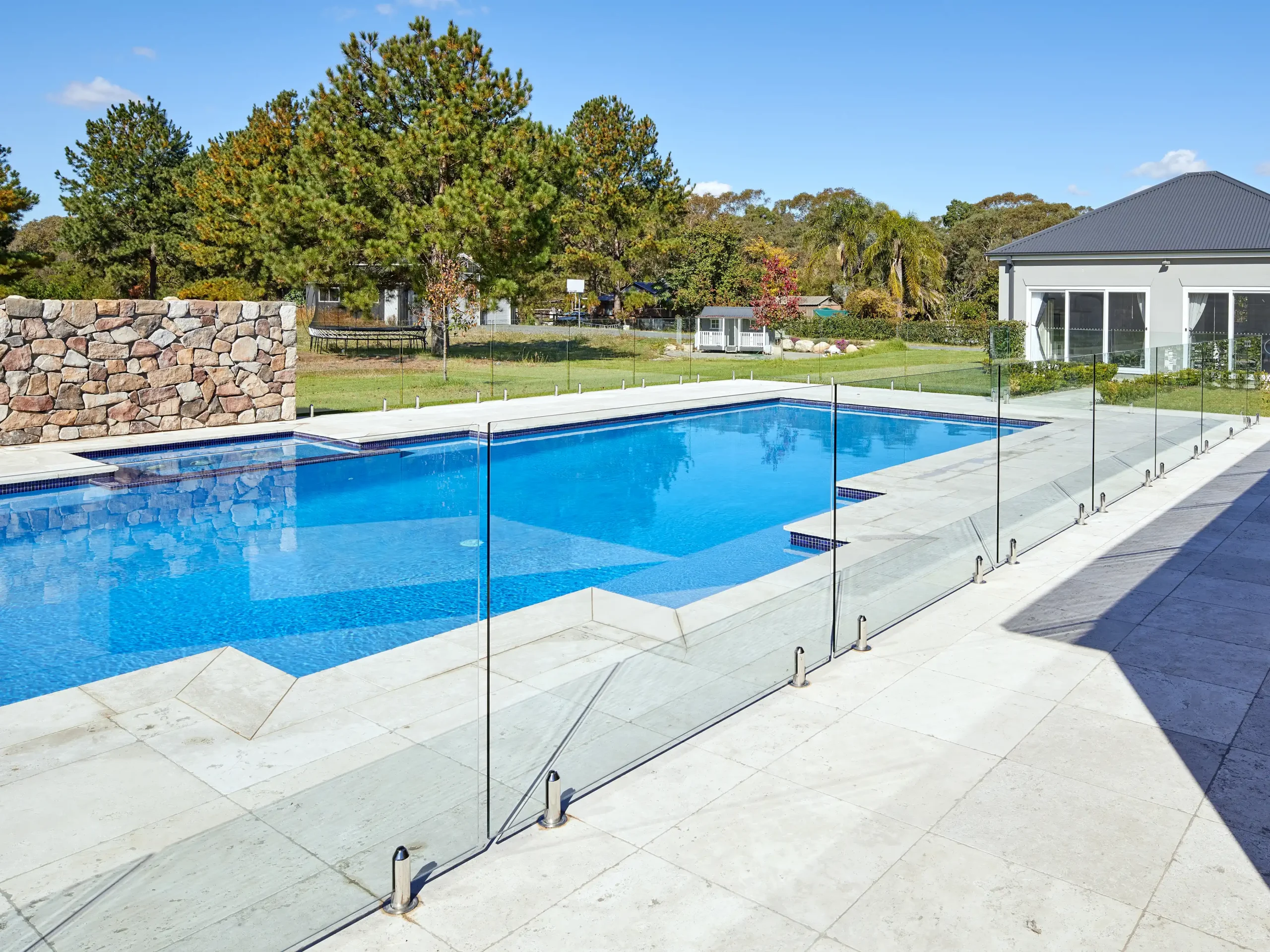 
								glass pool fencing Agnes Banks