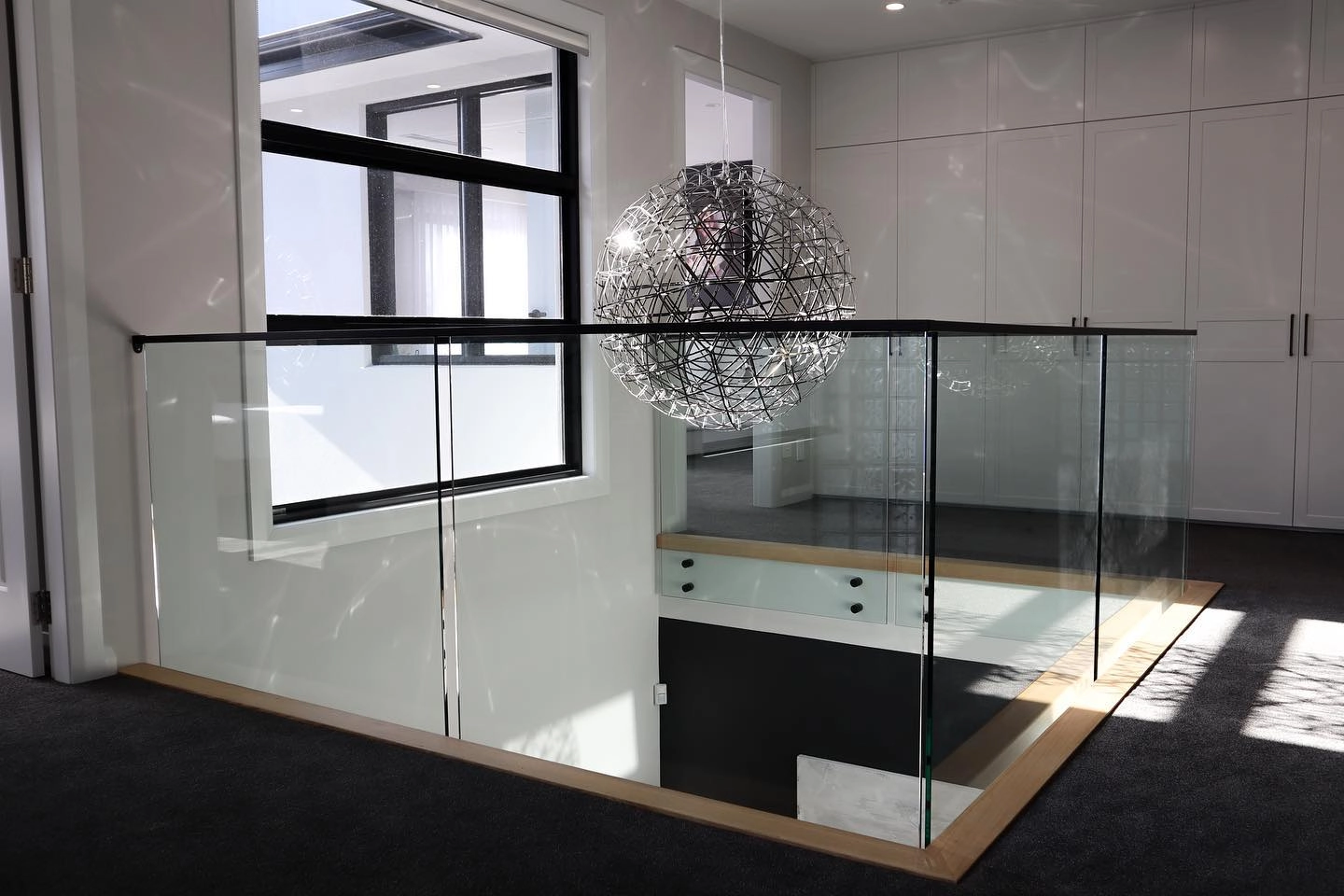 
								frameless glass balustrade West Pennat Hills