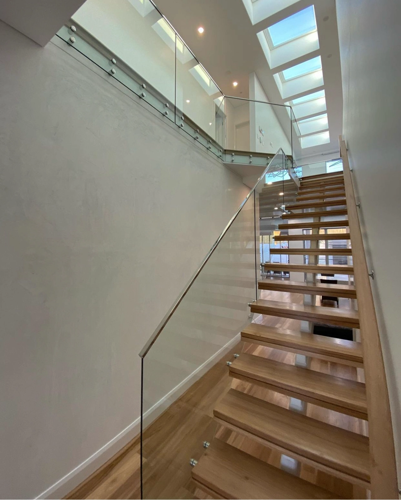 
								frameless glass railings Hunters Hill